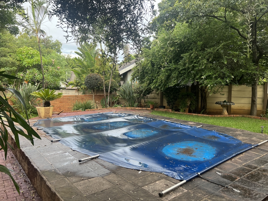 4 Bedroom Property for Sale in Geelhoutpark North West